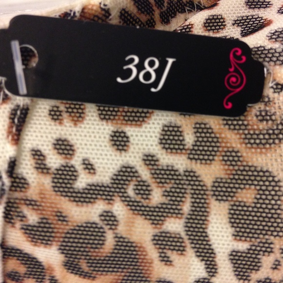 1st & Curve Animal Print Bra - Picture 2 of 6